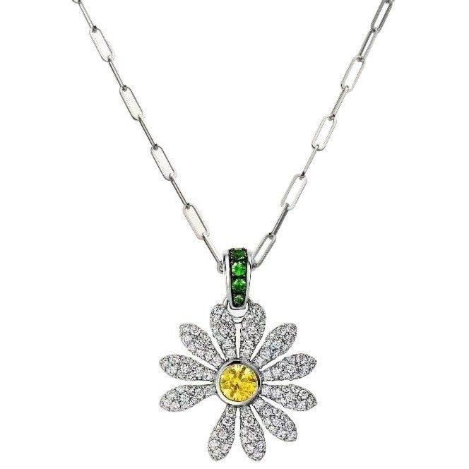 Daisy Pendant Necklace